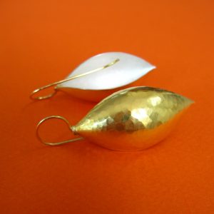 Oliven Ohrhänger Silber Gold Detail