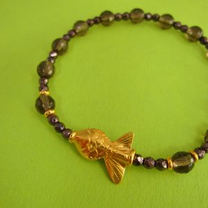 Rauchquarz Armband mit vergoldetem Fisch