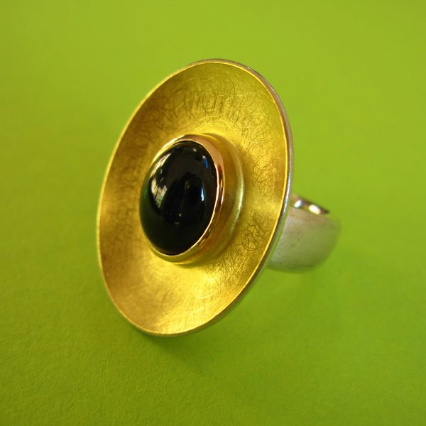 Ovaler Turmalin Ring in Gold und Silber